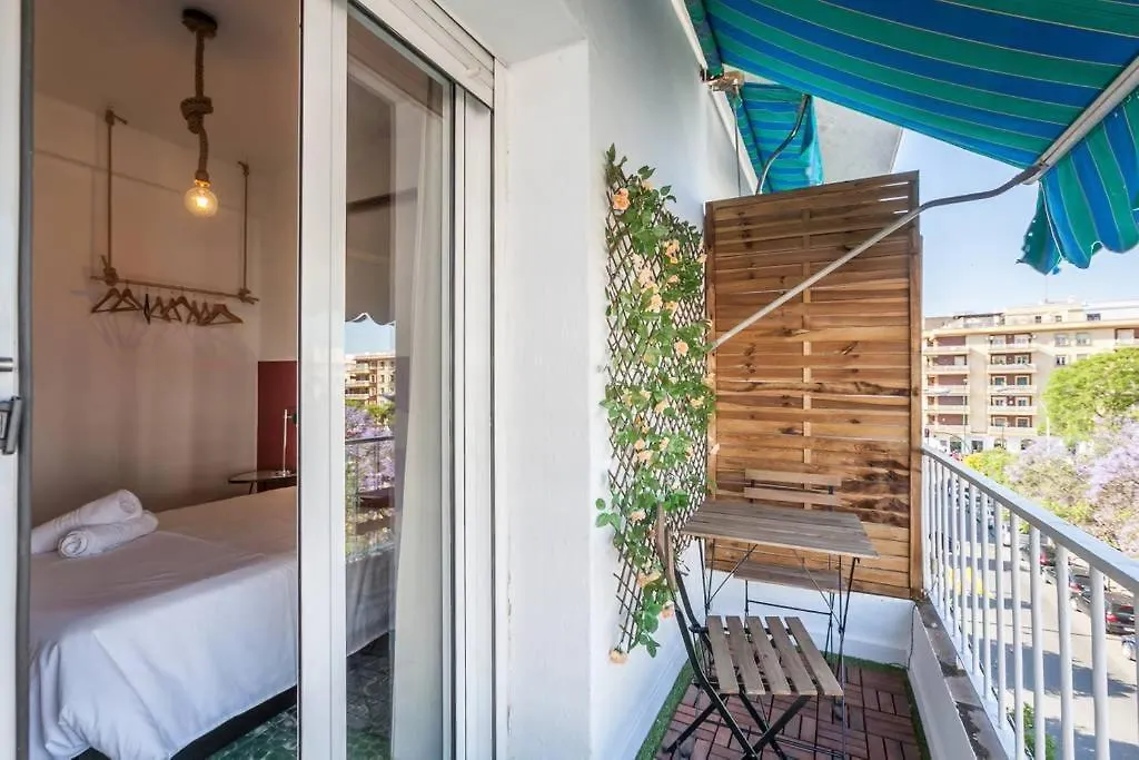 Apartamento Giralda Sevilla Feria 3 Dormitorios Hiszpania